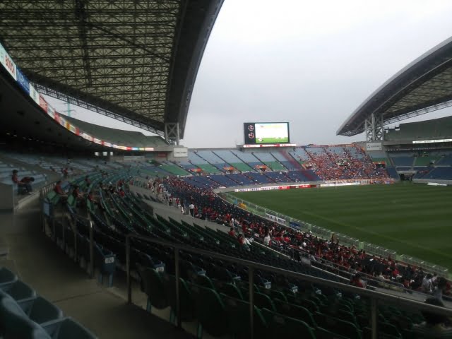 埼玉スタジアム - レベルの高いサッカーの試合を観戦する事で選手は成長する